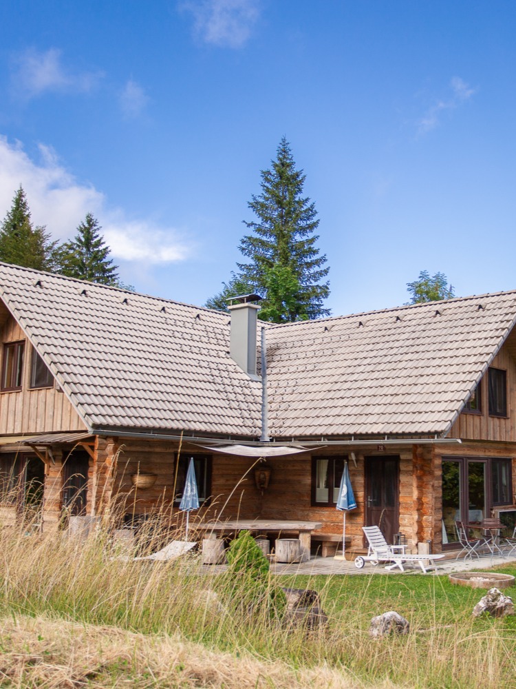 Gesamtes Haus · Entire House · Celotna hiša